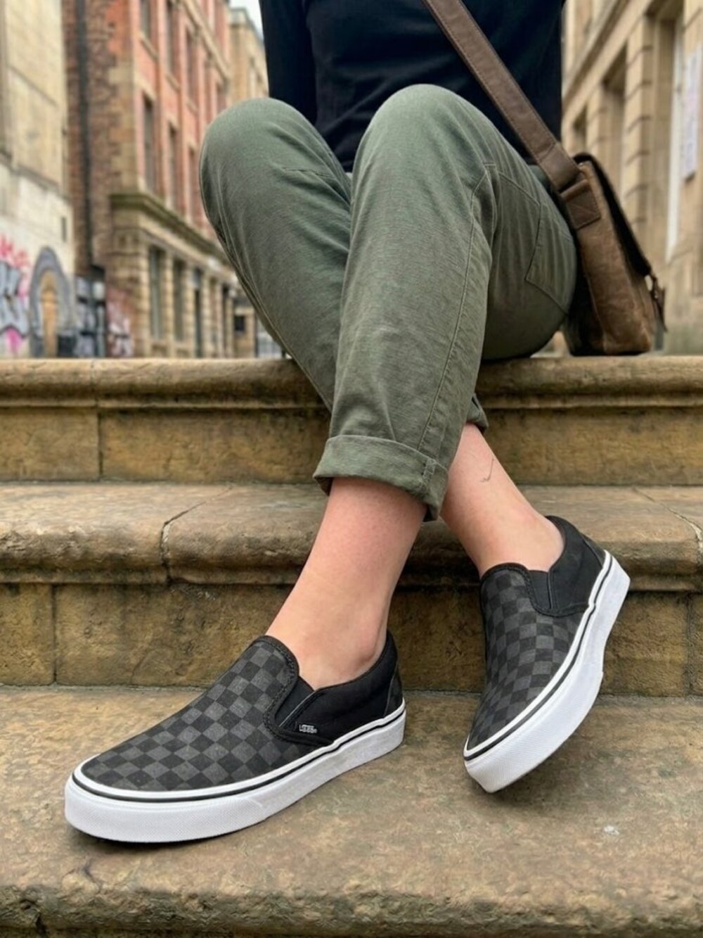VANS Classic Slip-On Checkerboard Shoe Black M7 / W8.5